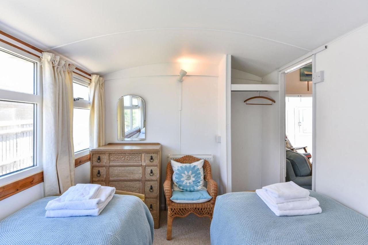 Seasidings, Pagham Villa Exterior foto